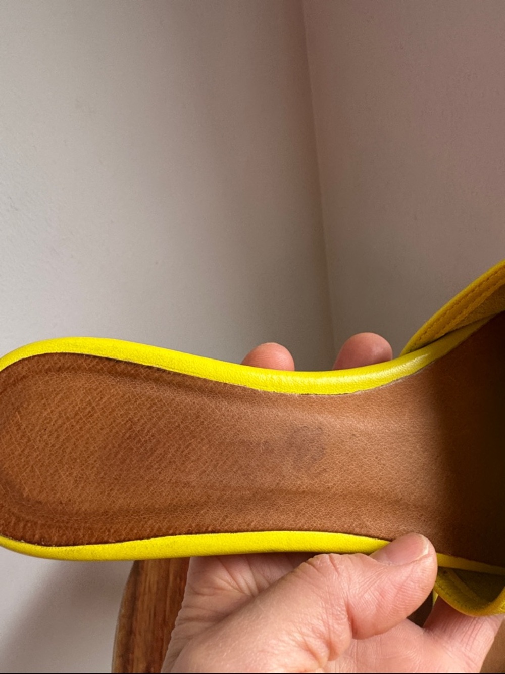 L'INTERVALLE Yellow Leather Slide Sandals - Picture 3 of 7